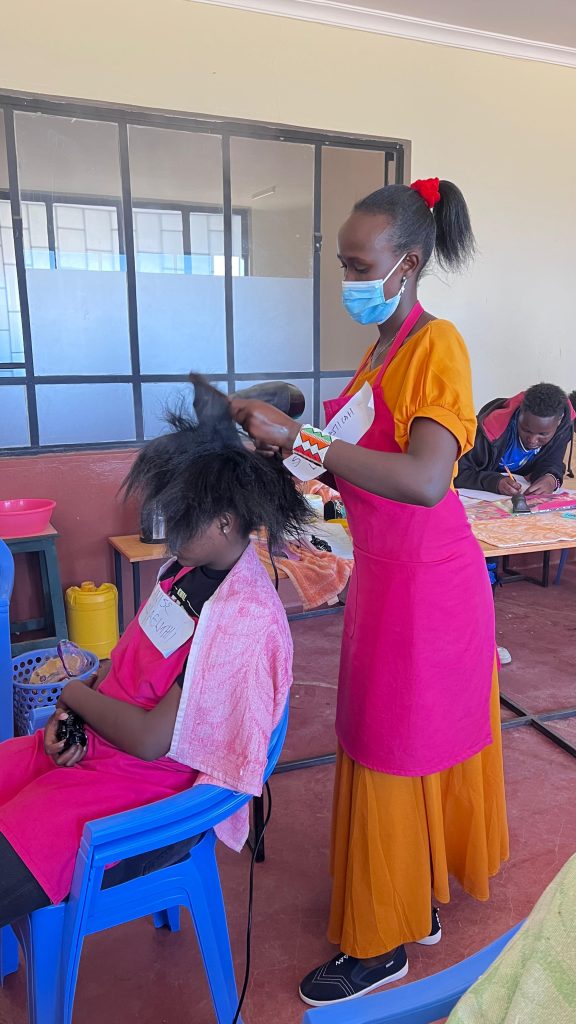 mayianat hair dressing